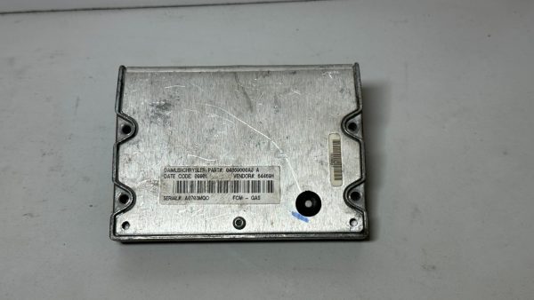 01-02 CARAVAN/VOYAGER MULTIFUNCTION  MODUDLE WITH IPM FUSE BOX RELAY 04869000AJ - Image 4