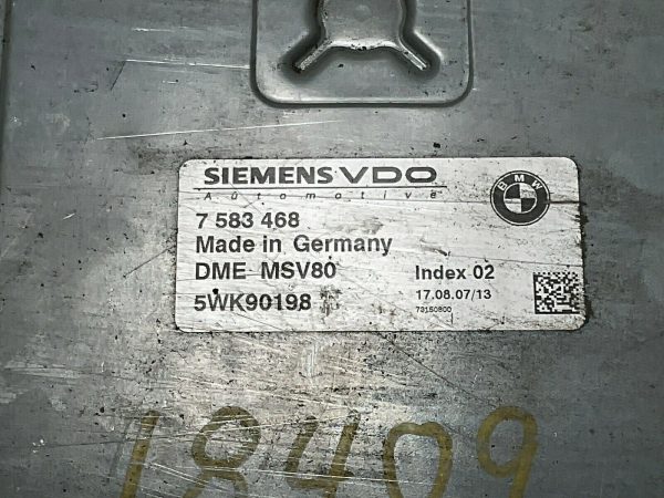 07-10 BMW E90 E91 ENGINE CONTROL MODULE 7 583 468 ECM - Image 4