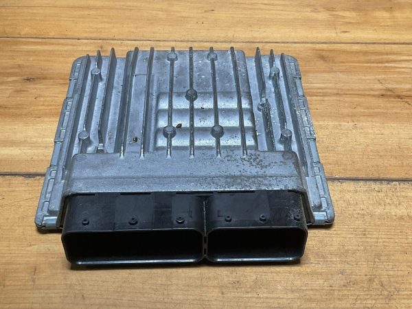 08 BMW 328i A/T 3.0L ECM ECU | 7 587 166 Engine Computer Module