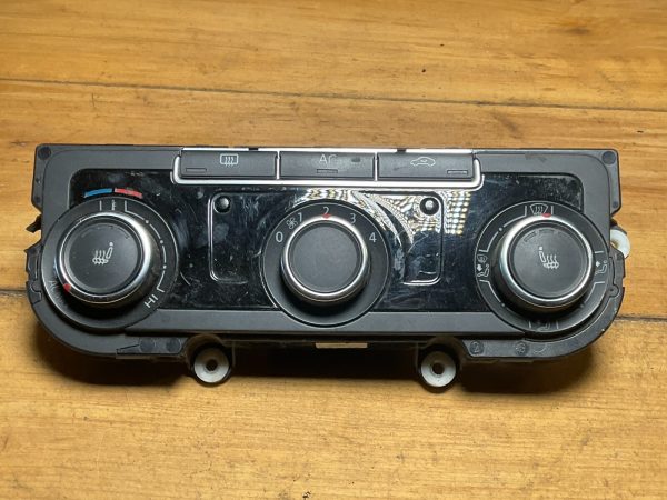 11-14 Volkswagen  Tiguan A/C Temperature Climate Control Unit 907 426AN