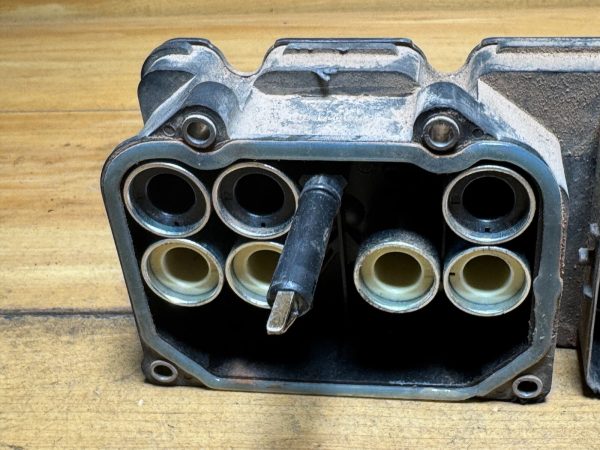 11 Ford F350 F250 SD ABS Pump Anti Lock Brake Module BC34-2C346-AG - Image 4
