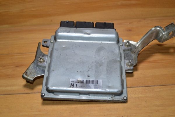 13-15 Nissan COMPUTER ENGINE ECM ECU MODULE P/N: MEC106-260 01 6Z18