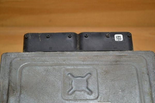 14 PASSAT BEETLE 06K 906 070 J COMPUTER BRAIN ENGINE CONTROL ECU MODULE K9336 - Image 5