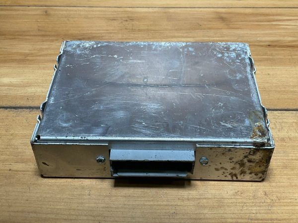 16058596 | CADILLAC OEM CENTRAL POWER SUPPLY MODULE - Image 5