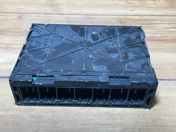 17-19 Buick Encore Body Control Module BCM 13521148 Unit - Image 5