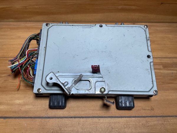 1900's Honda ECM ECU PCM Engine Computer module part# 37820-P3f-q51