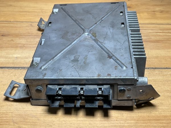1976-1977 Cadillac Engine Computer Module ECM ECU OEM 1612305 - Image 6