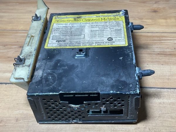 1982 Buick Chevy or Pontiac ECU ECM Engine Computer S/N: 1225570 P/N: 77-5570