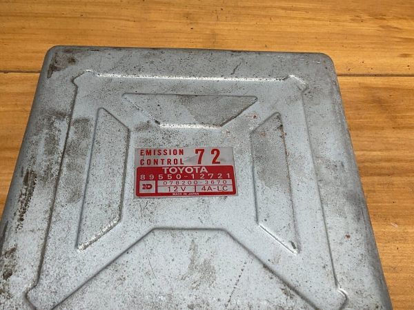 1984-1985 Toyota Corolla Emission Control Module 89550-12721 - Image 3