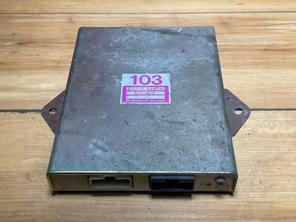 1984 Nissan Pulsar Engine Control Unit ECU 2371033M14 Module 794-7E5