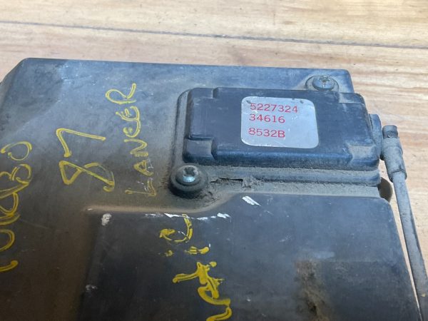1986 Dodge Daytona Engine Compute Module ECM ECU OEM 5227324 - Image 5