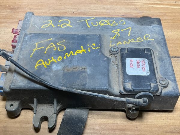 1986 Dodge Daytona Engine Compute Module ECM ECU OEM 5227324 - Image 6
