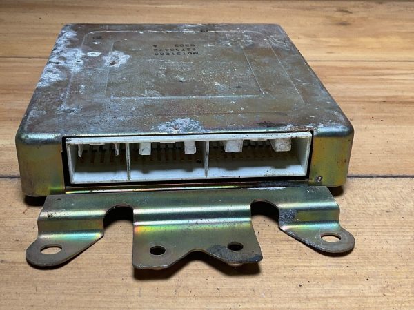 1989 89 Colt Mirage Summit 1.5 Federal ECU ECM engine Computer MD131263 - Image 4