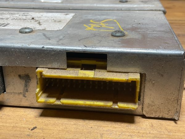 1990-1991 Chevrolet Beretta Engine Computer Module ECU ECM OEM 01228707 - Image 3