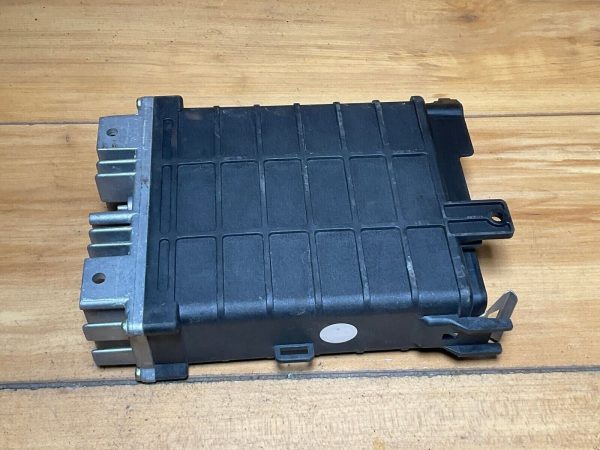 1990 91 VOLKSWAGEN JETTA OEM ENGINE COMPUTER BOX 0 261 200 228 - Image 5