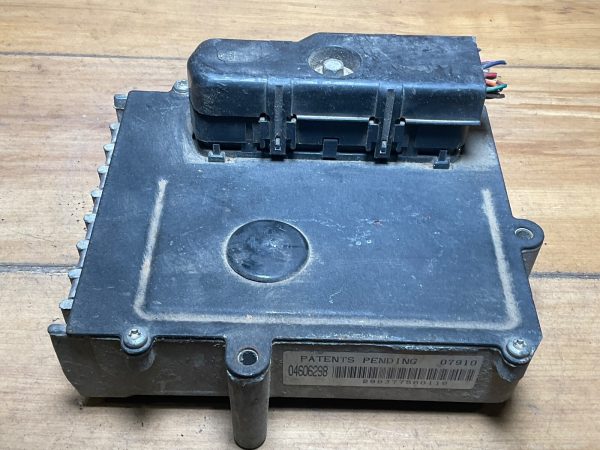 1993-1996 Chrysler Concorde Chassis Control Module CCM 04606298