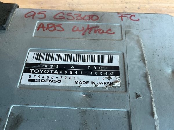 1993-97 Lexus SC Abs Control Module  89541-30040 - Image 3