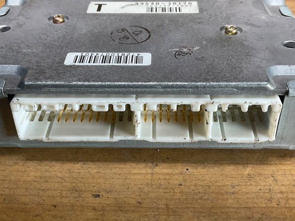 1993-97 Lexus SC Abs Control Module  89541-30040 - Image 5