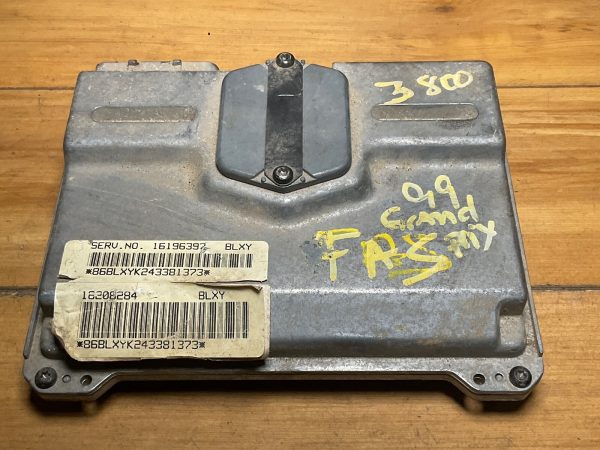 1994-1995 Chevrolet Camaro Engine Computer Module ECM ECU OEM 16196397