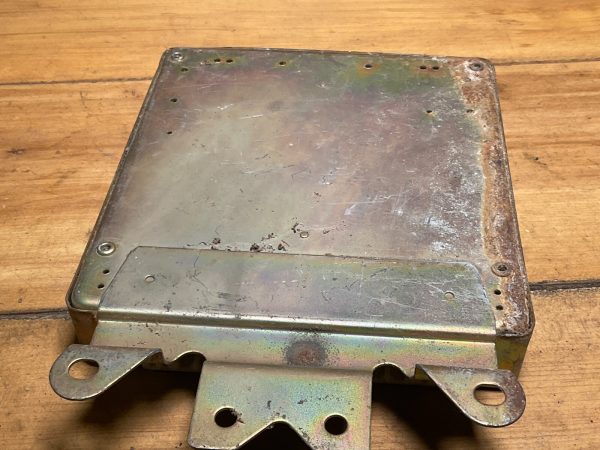1994-1995 Mitsubishi Mirage Engine Computer Module ECM ECU OEM  MD302726 - Image 6