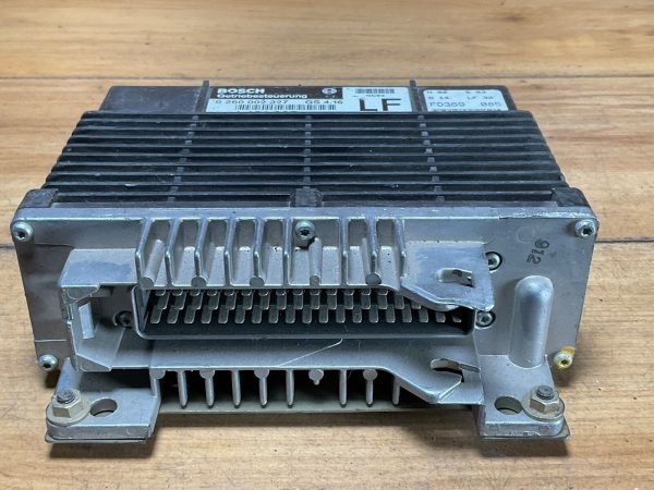 1994-95 BMW 318i Transmission Control Module TCM  0260002327