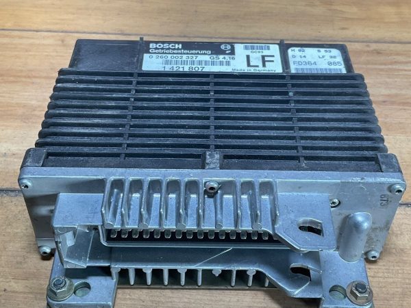 1994-95 BMW 318i  Transmission Control Unit TCM TCU 0 260 002 327