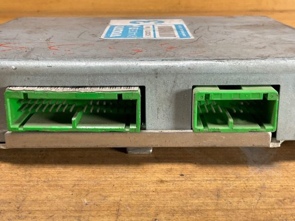 1994 Volvo 960 Transmission Control Module Unit  TCM 9144038 - Image 4