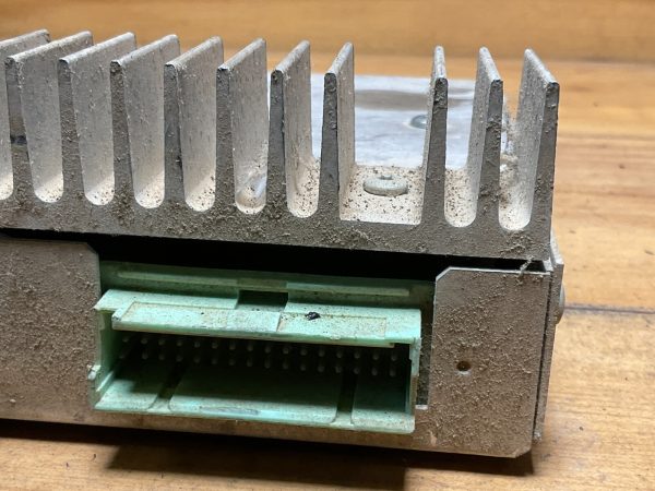 1995 Saturn S-Series 1.9L Engine Computer Module ECM ECU OEM 21023073 - Image 3