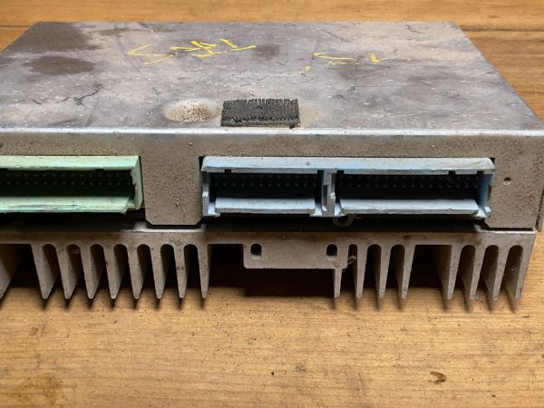 1995 Saturn S-Series 1.9L Engine Computer Module ECM ECU OEM 21023073 - Image 5