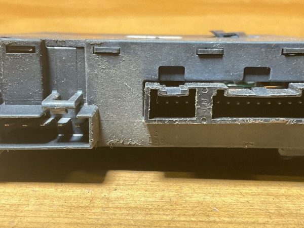 1996 General Motors rear side door actuator OEM P/N:12135082 - Image 4