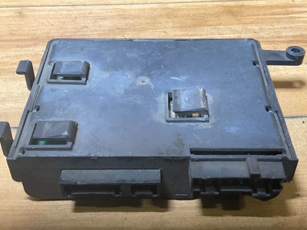 1996 General Motors rear side door actuator OEM P/N:12135082 - Image 5