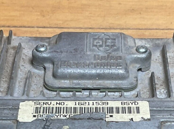 1996 Pontiac Bonneville Engine Computer Module ECM ECU OEM 1621153 - Image 5