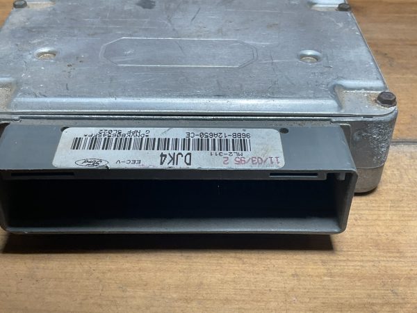 1997 Ford Taurus ECM ECU F7DF-12A650-EB engine computer module Springfield MO
