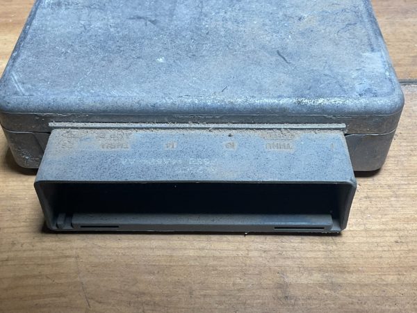 1997 Ford Taurus ECM ECU F7DF-12A650-EB engine computer module Springfield MO