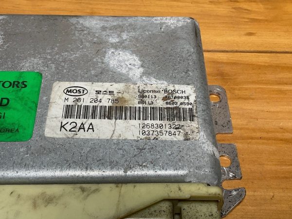 1998 1999 Kia Sephia Engine Computer Unit ECU M261204785 Module - Image 3