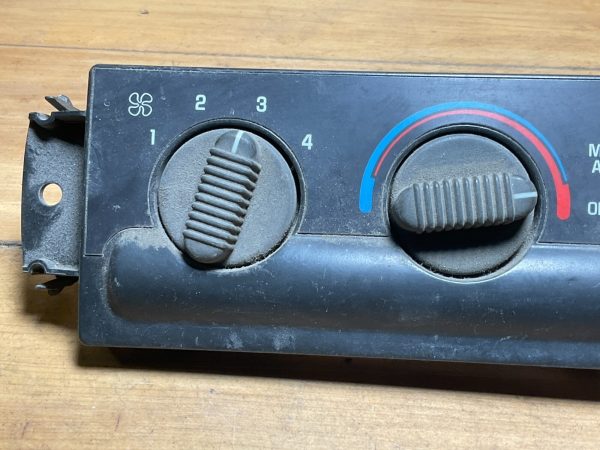 1998-2005 Chevrolet S10 Climate Control Temperature Module 16250535 - Image 3