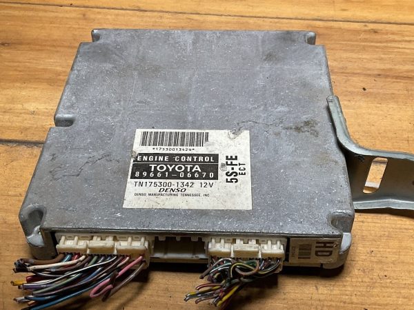 1998-99 Toyota Camry Engine Computer Module ECM ECU 89661-06670 - Image 6