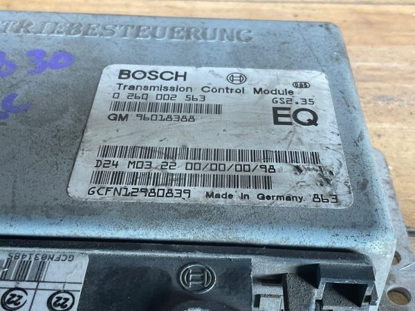 1998 Cadillac Catera Engine Computer Module ECUECM 0 260 002 563 - Image 3