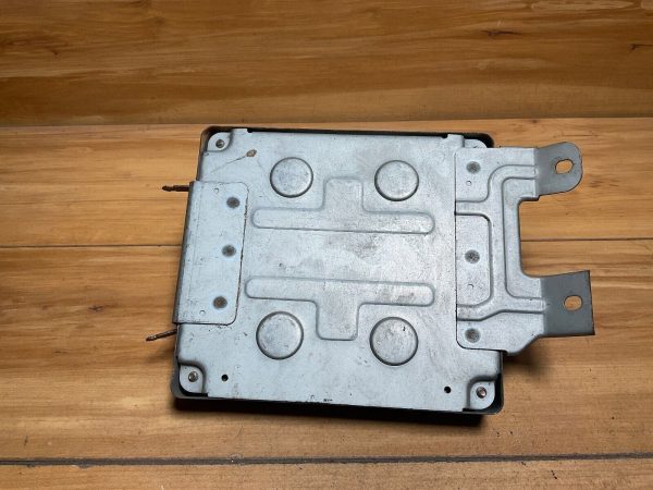 1998 Mitsubishi Galant Control Module At Tcm Transmission Computer  MR430994 - Image 4