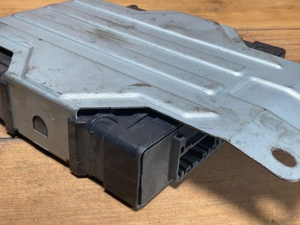 1998 Mitsubishi Mirage Transmission Control Module TCM MR367262 - Image 3