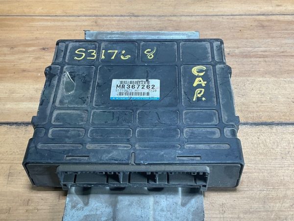 1998 Mitsubishi Mirage Transmission Control Module TCM MR367262 - Image 6