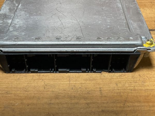 1999-2000 BMW 540i Engine Computer Module  0261204620 - Image 5