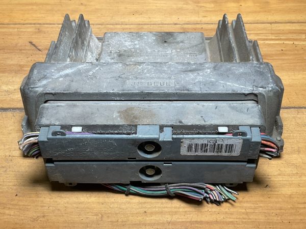 1999-2000 Chevrolet Silverado Engine Computer Module ECM ECU OEM 09354896 DBLK