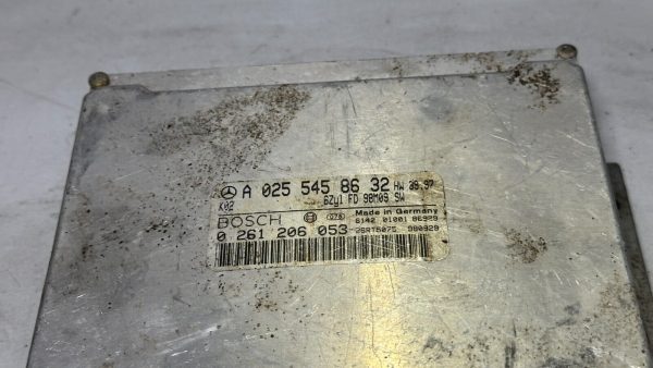 1999 - 2000 MERCEDES E320 CLK320 3.2L  ECU ENGINE MODULE COMPUTER A0255458632