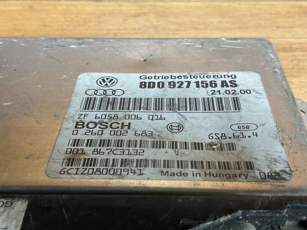 1999-2002 AUDI A4 VW Transmission Control Module  0 260 002 683 - Image 3