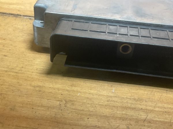 1999-2003 Jaguar XJ8 Engine Computer Module ECM ECU OEM  MB079700-8694 - Image 3