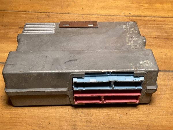 1999 Saturn SC2 Engine Computer  Module ECU ECM OEM  21008932 - Image 5