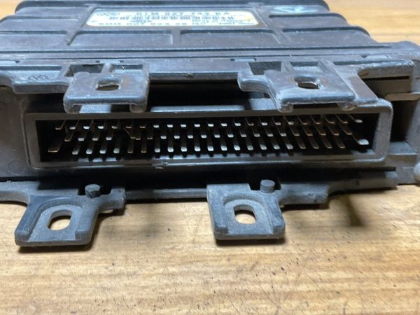 2000-01 Volkswagen Beetle 1.9 Transmission Control Module TCM TCU 01M 927 733 KA - Image 4