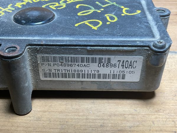 2000 Dodge Stratus Transmission Control Module TCM 04896740AC - Image 3