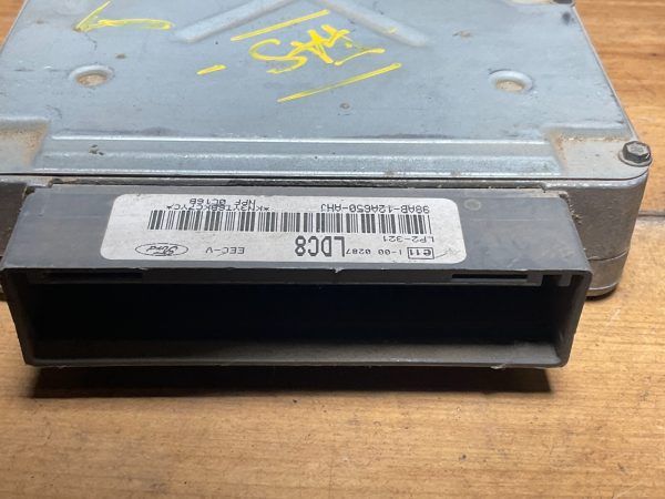 2000 Ford Focus 2.0L Engine Computer Module ECU ECM OEM 98AB-12A650-AHJ - Image 3